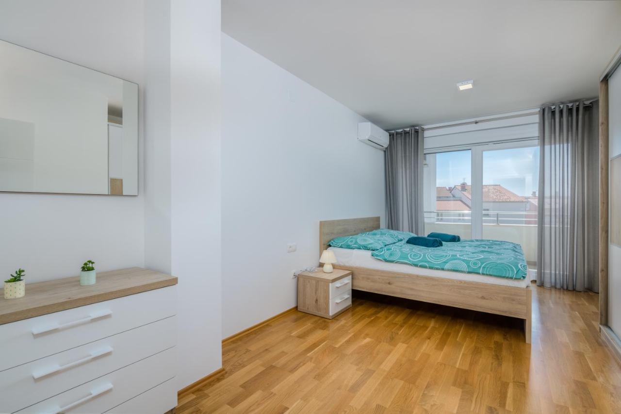 Appartment Divine Крк Екстер'єр фото