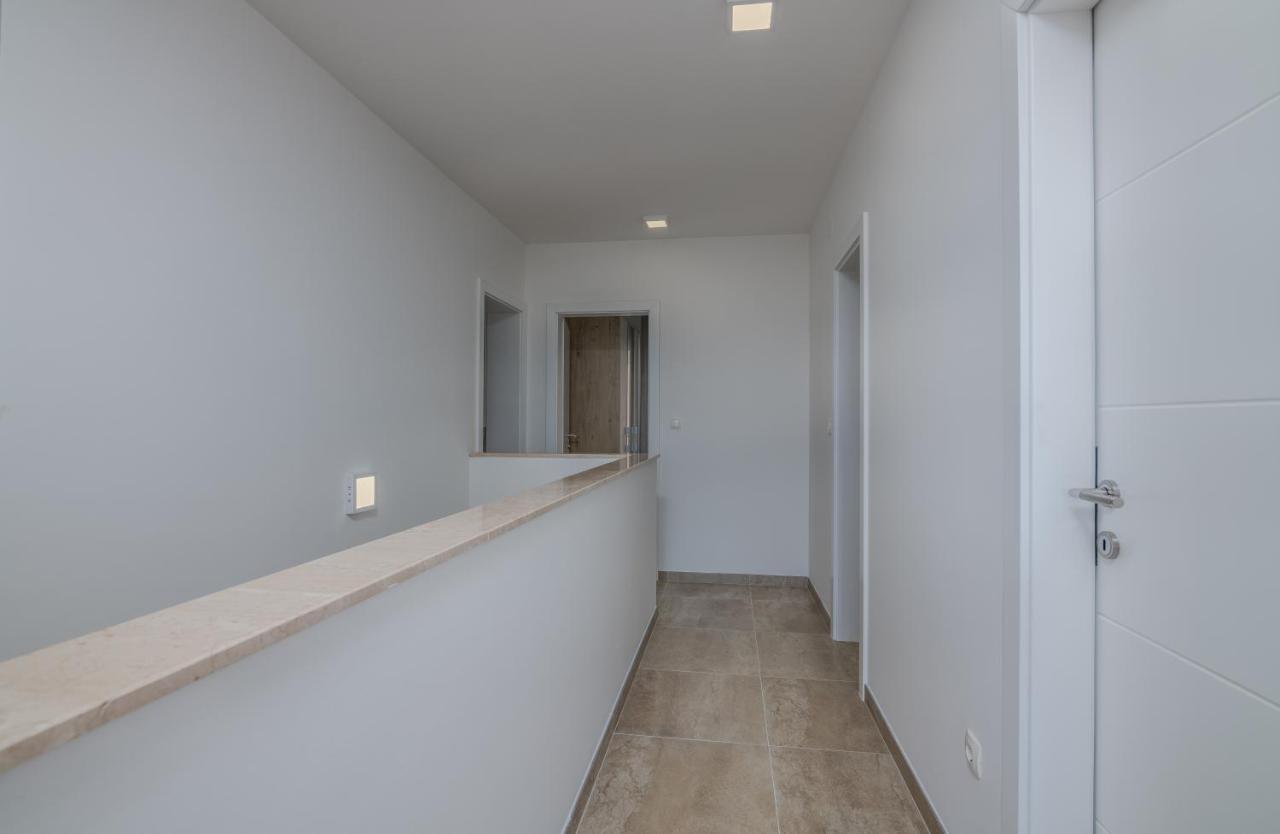 Appartment Divine Крк Екстер'єр фото